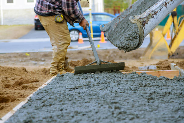 Best Concrete Driveway Installation in Clarkdale, AZ